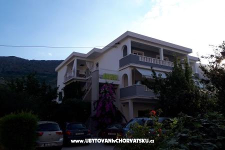 Apartments Klarić, Dugi Rat photo 3