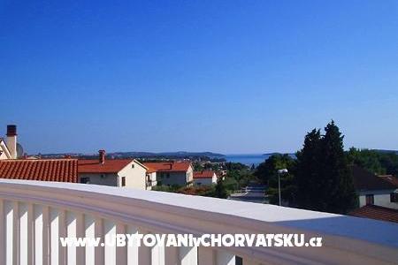 Apartments Flori photo 2