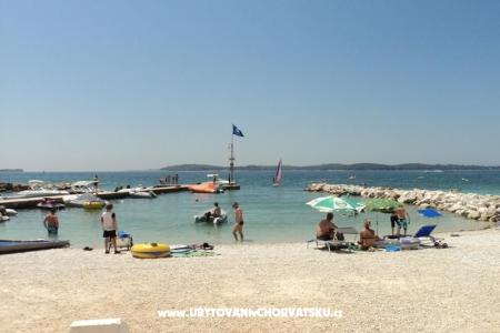 Apartments Jeromela  photo 4