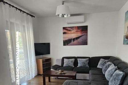 Apartments Rudez - pool - jacuzzi  photo 2