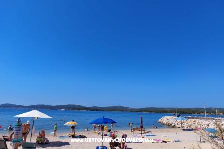 Vacation house - Apartment Milka photo 5