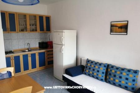 Dalmatinska kamena kuća photo 5