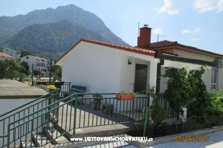 Apartments Ante photo 2