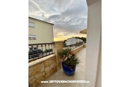 Apartments Grozdana photo 2