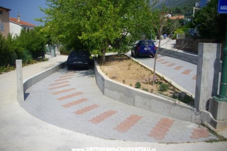 Apartments Nena Gradac photo 4