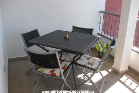 Apartments Nika photo 2