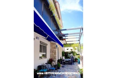 Apartments Jerković Gradac photo 4