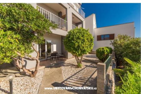 Color Apartments Miošić Gradac – Podaca Croatia