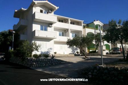 Apartments Ivo Gradac – Podaca Croatia