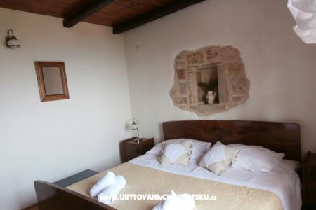 Stone house za odmor Ostojić photo 4