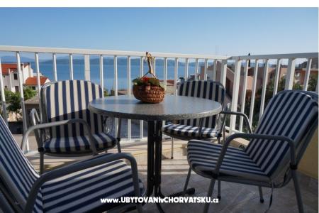 Apartments Vedrana photo 2