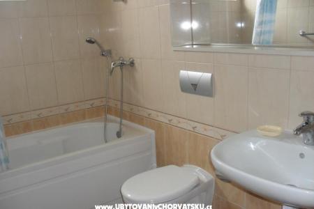 Apartments Vedrana photo 4