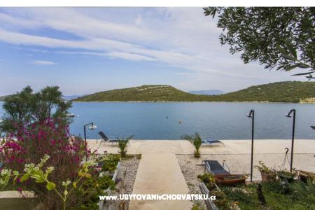Adria Maja Apartments Peljesac photo 3
