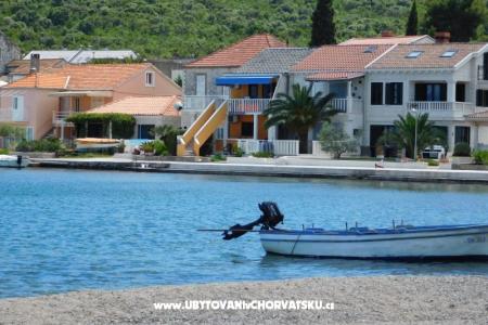 Apartments Leo  Drace & Trstenik Croatia