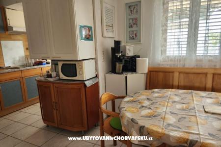Apartment Karlobag photo 5