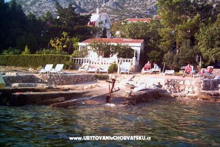 Apartments Marija Karlobag Croatia