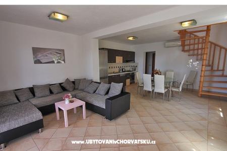 Beachfront Apartments Baricevic wit photo 3