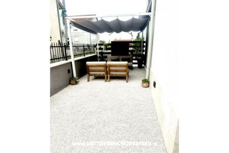 Apartment Ana photo 2