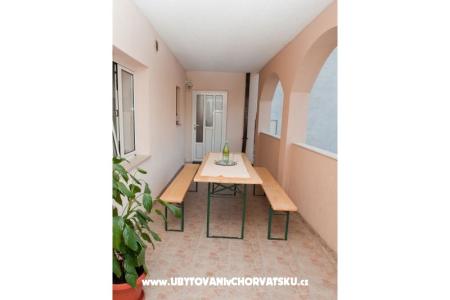 Apartments Brnas photo 2