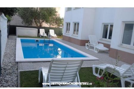 Apartments Karadza photo 2