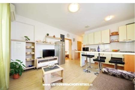 Apartments Tihana photo 3