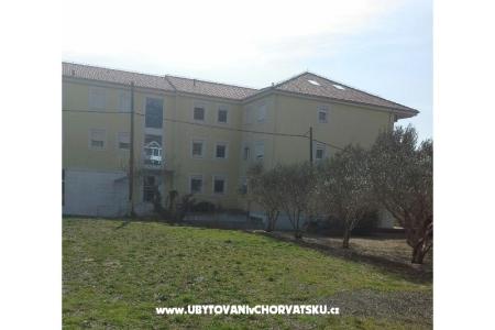 Apartments Kastel Stari photo 2