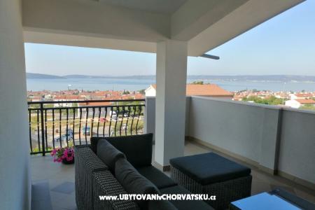 Bayview Apartment photo 2
