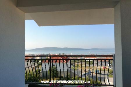 Bayview Apartment photo 3