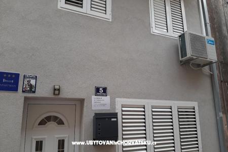 Holiday Home Sara- Kastel Stafilic photo 3