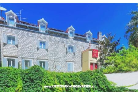 Villa Šoulavy by the beach Kastela Croatia