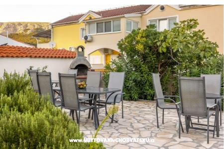 Apartments Dupin photo 2