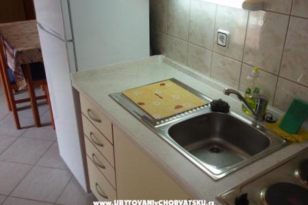 Apartments Josip - Malinska, Krk photo 5