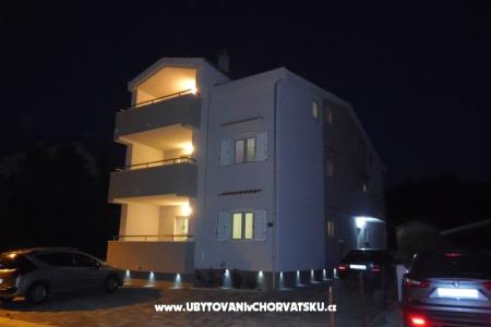 Apartments Klarić photo 2