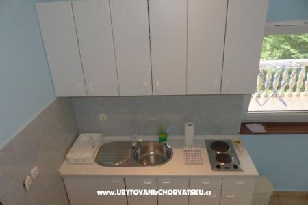 Apartments Viktorija Omišalj photo 5