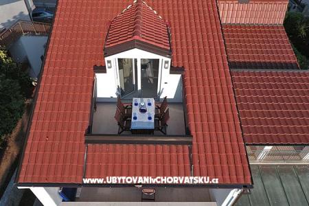 Apartments Villa Petra  photo 2
