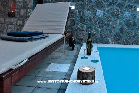 Apartments Villa Petra  photo 4