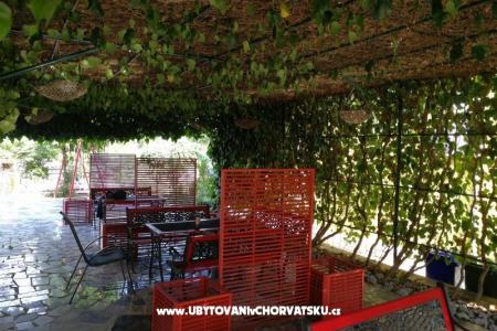 Apartments Blazevic, Njivice photo 5