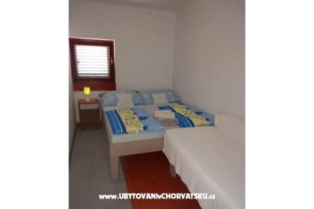 Apartment Elis photo 5