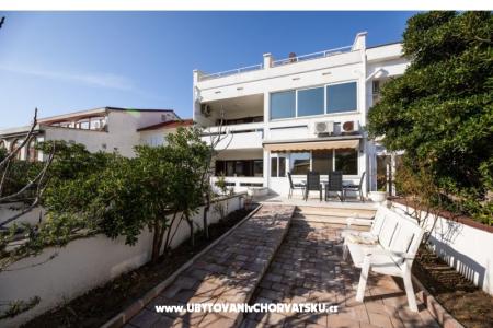 Apartments Grgic photo 2