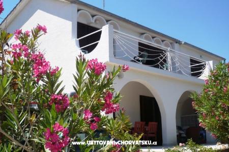 Apartments Zana photo 2