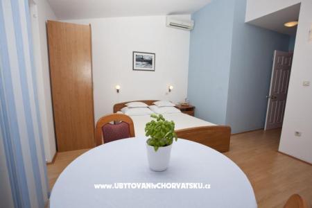 Apartments Daniela photo 3