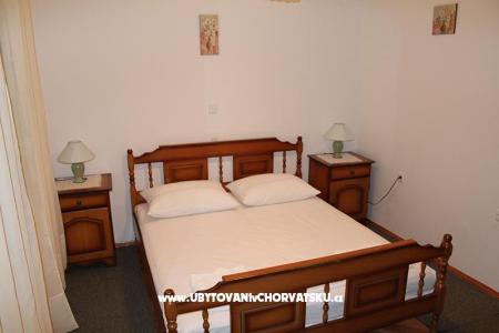 Apartments Dragica photo 4