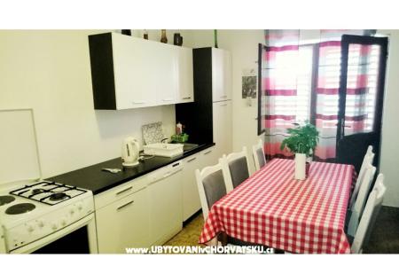 Apartments Gojak Makarska photo 4