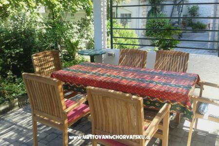 Apartments Lena - Makarska photo 2