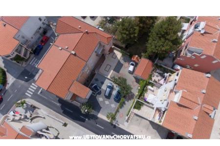 Apartments Livira photo 4