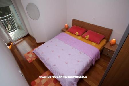 Apartments Makarska photo 2