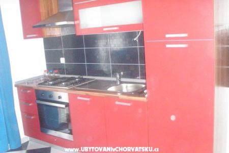 Apartments Mila Makarska photo 5