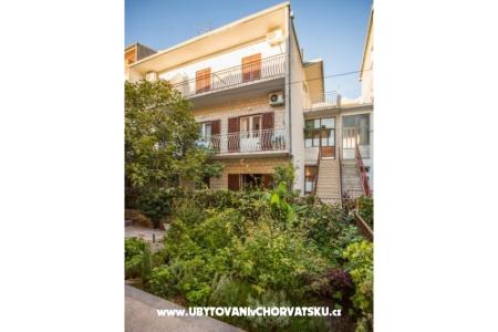 Apartments Nuić Makarska Croatia