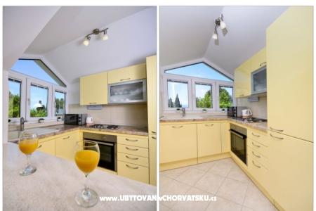 Apartments Anita - Center photo 5