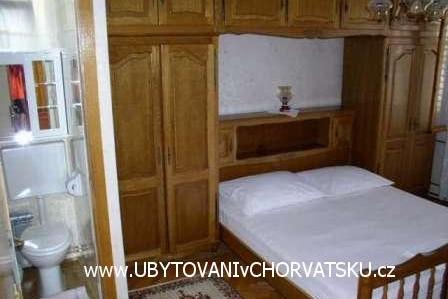 Apartments Ravlić photo 3